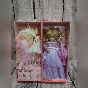 Vintage Cypress Gardens Florida Collectible Doll Dresses Accessories, & Case GUC